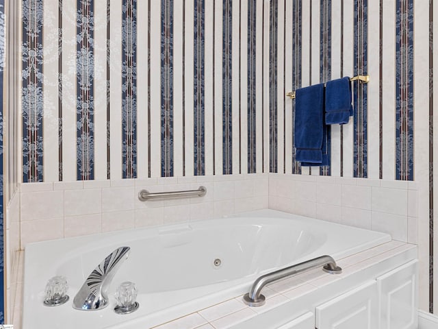 bathroom with tiled tub