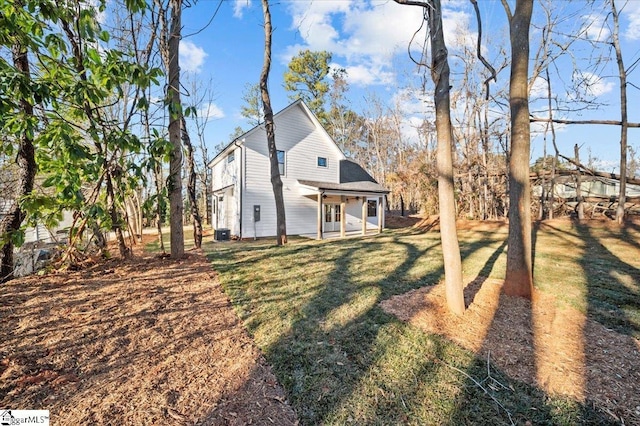 exterior space featuring a yard