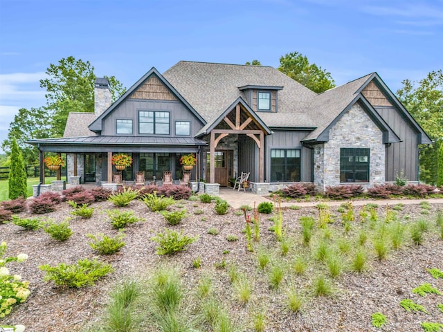 craftsman-style house with a porch