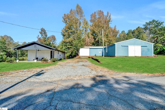 exterior space featuring a yard