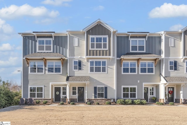 view of townhome / multi-family property