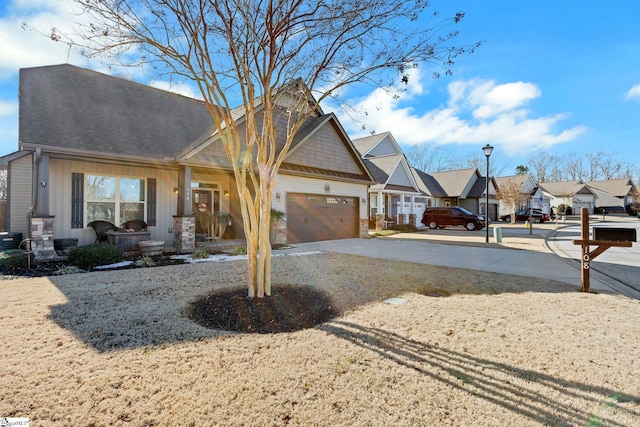 view of front facade with a garage