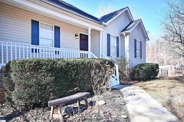 view of front of property with covered porch