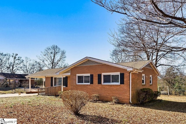 view of front of home with covered porch