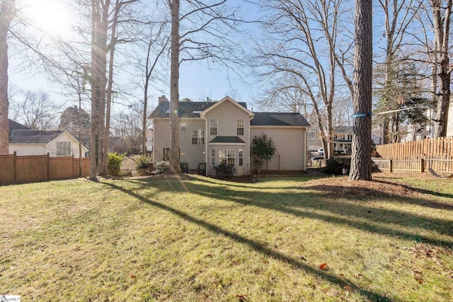 exterior space featuring a lawn