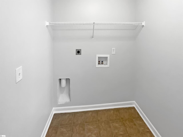 laundry area with washer hookup and electric dryer hookup