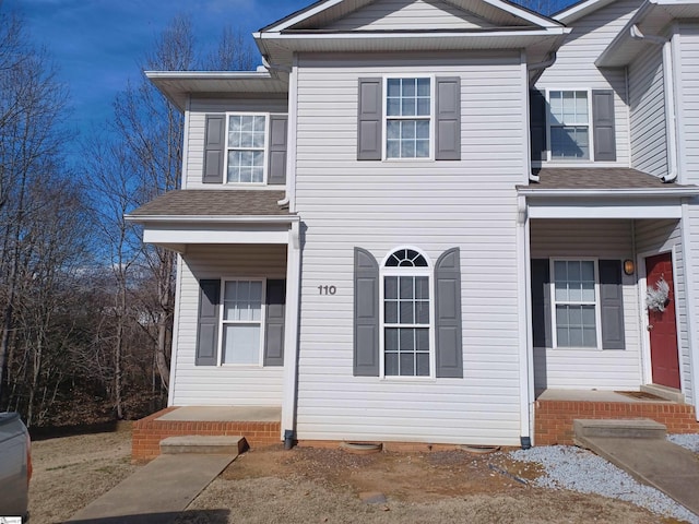 view of front of property