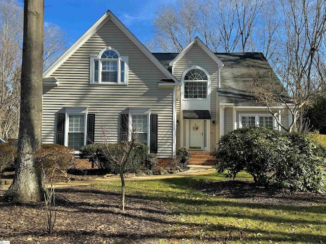 view of front of house with a front yard