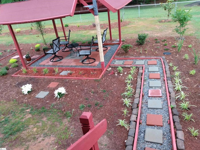 view of yard with a patio