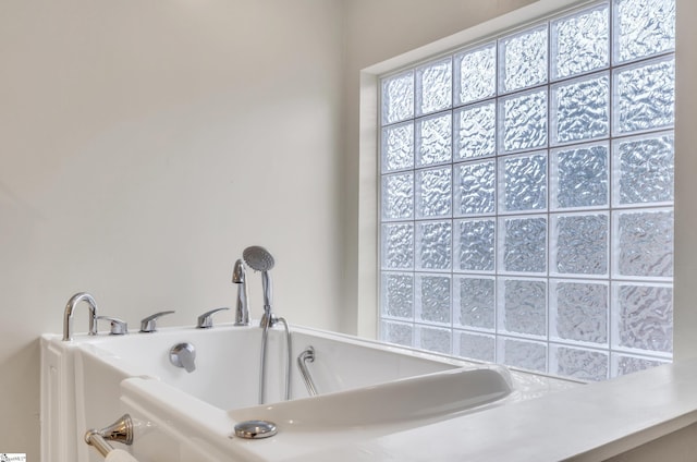 234 Riverrun Dr, Spartanburg, SC 29302 - bathroom with a washtub