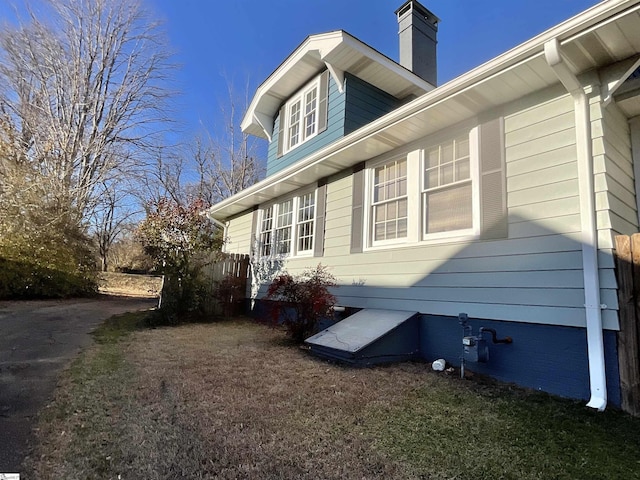 view of home's exterior