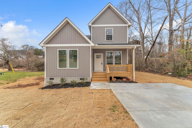 view of front of house with a porch