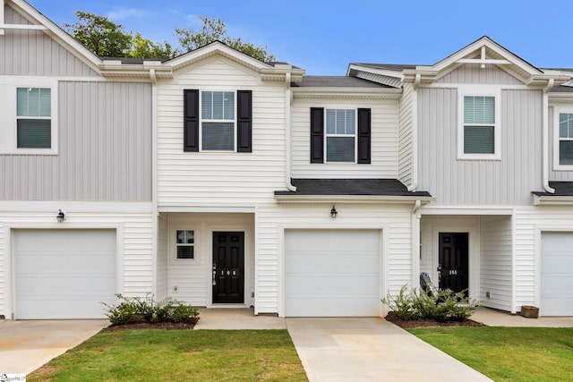 106 Telford Dr, Greenville, SC 29617 - multi unit property with a garage and a front yard