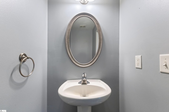 bathroom with sink