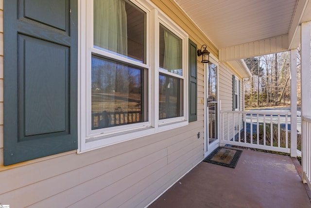 view of patio featuring covered porch