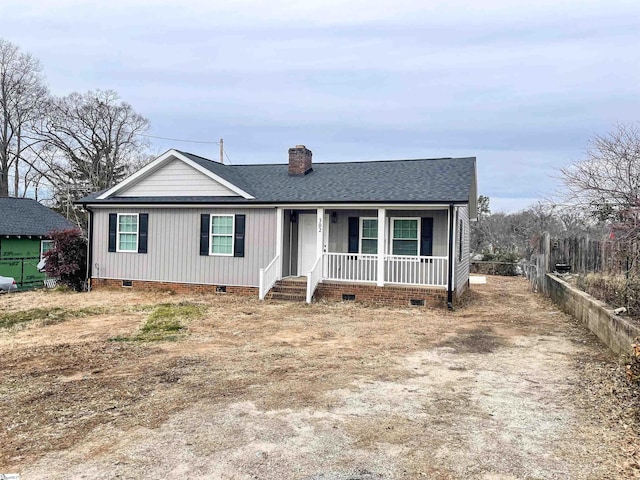 view of front of property featuring a porch