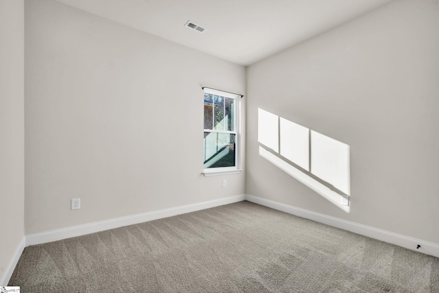 unfurnished room with carpet