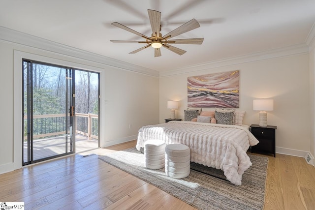 bedroom with access to exterior, light hardwood / wood-style flooring, ornamental molding, and ceiling fan