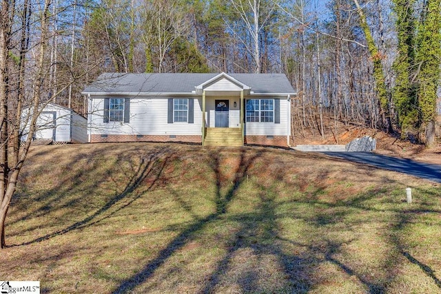 view of front of property with a front lawn