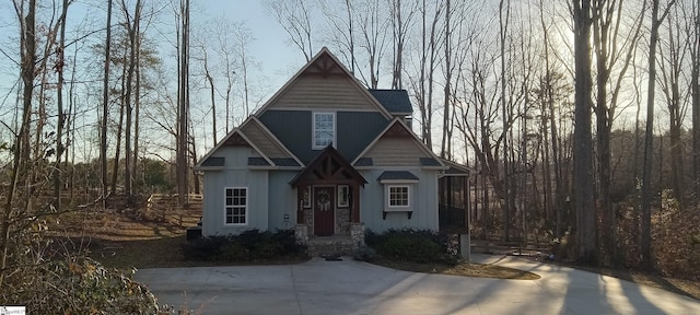 view of front of house