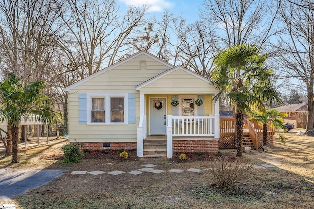 bungalow-style home with covered porch