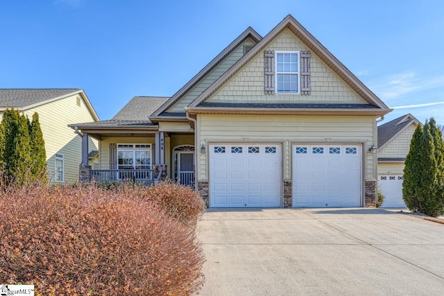 craftsman-style house with a porch