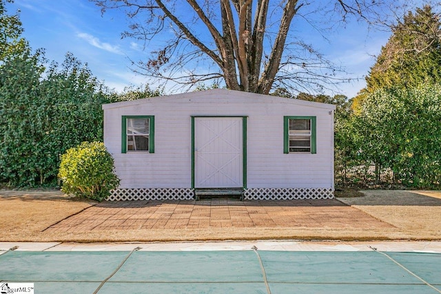 view of outbuilding