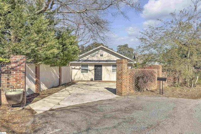 12 Cothran St, Greenville, SC 29605 - view of outdoor structure