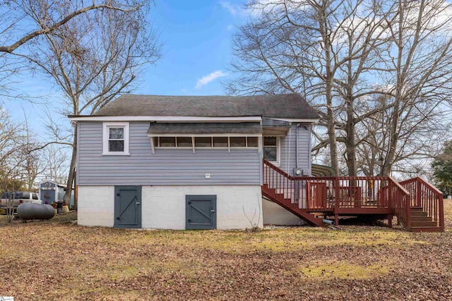 view of outbuilding