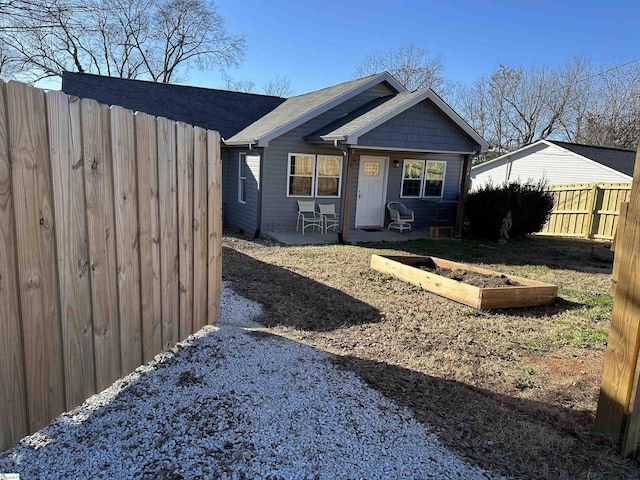 view of front of property