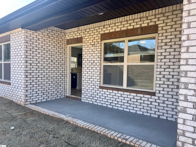 entrance to property with sink