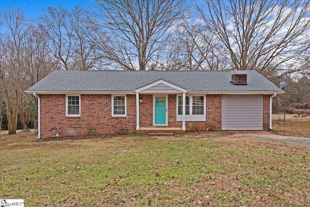 single story home featuring a front yard