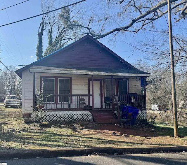 bungalow-style house featuring covered porch