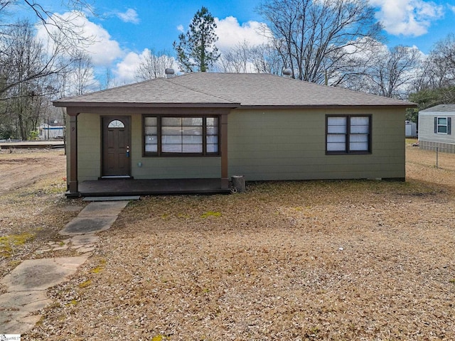 view of front of property