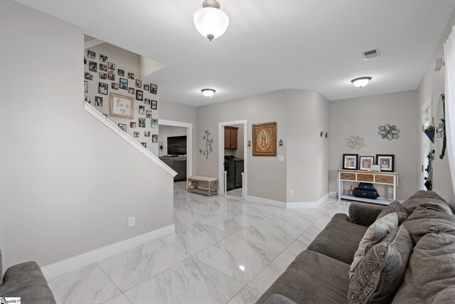 321 Marble Ln, Boiling Springs, SC 29316