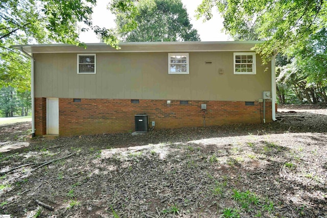 view of property exterior