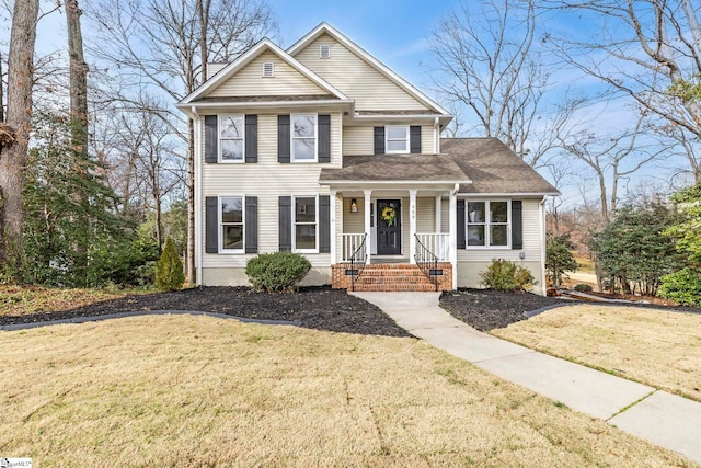 view of front of house featuring a front lawn