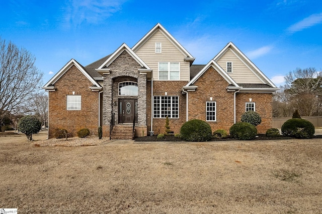 view of front of house with a front lawn