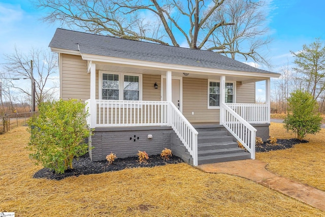 view of front facade with covered porch