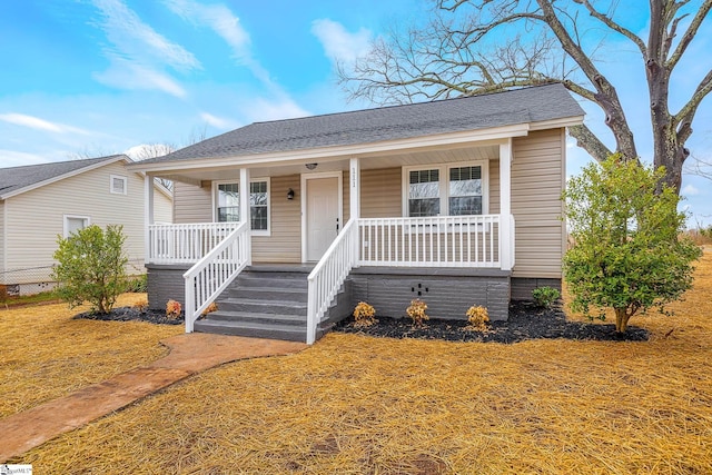 view of front facade with covered porch