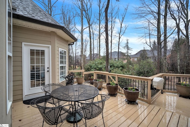 deck with grilling area