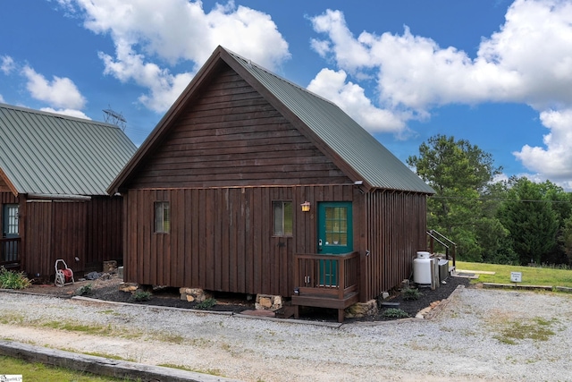 view of property exterior