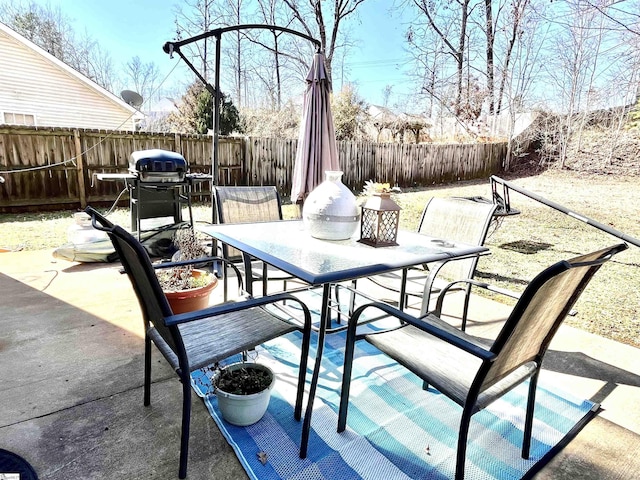 view of patio / terrace featuring grilling area