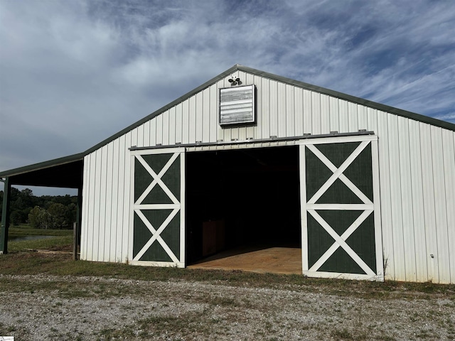 view of outdoor structure