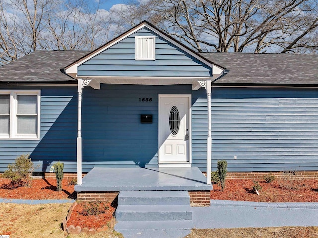 view of front of house featuring covered porch