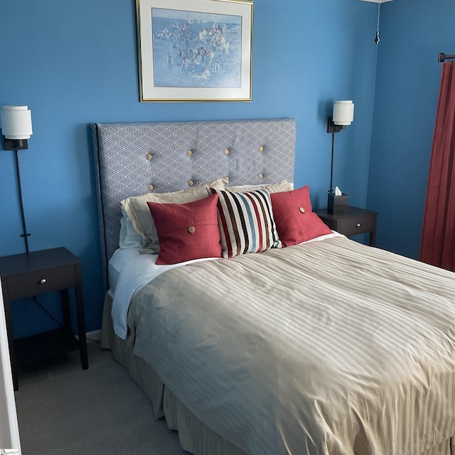 view of carpeted bedroom