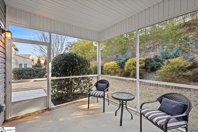 view of sunroom / solarium