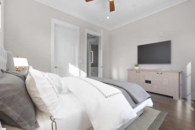 bedroom featuring ceiling fan, ornamental molding, dark wood finished floors, and recessed lighting