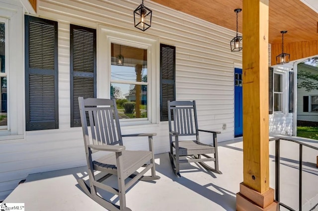 view of patio / terrace with covered porch