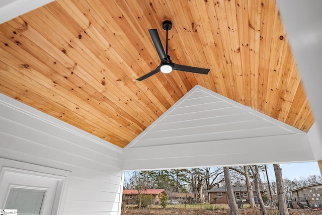 exterior details with ceiling fan